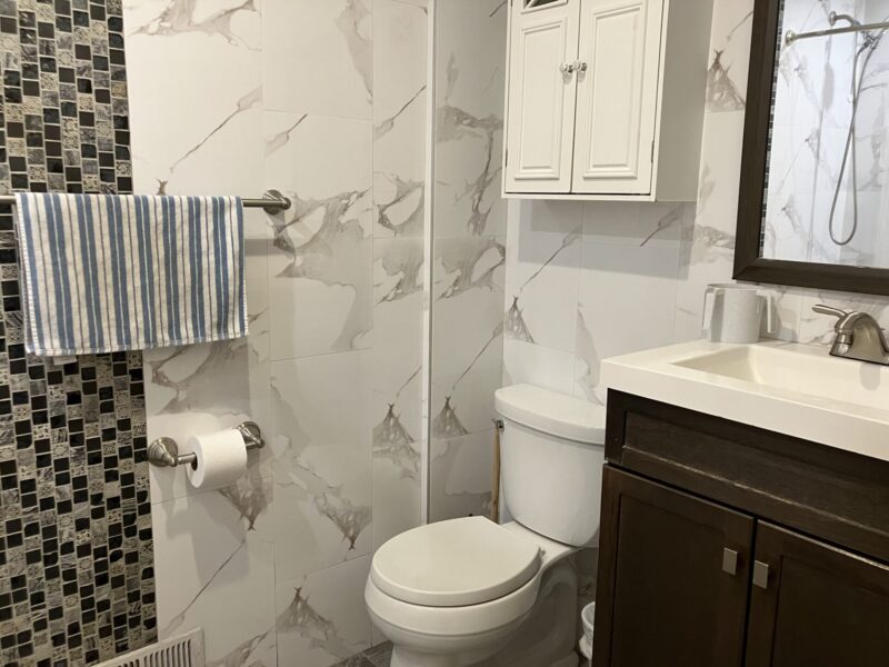 3 bedroom condo blocks from the beach