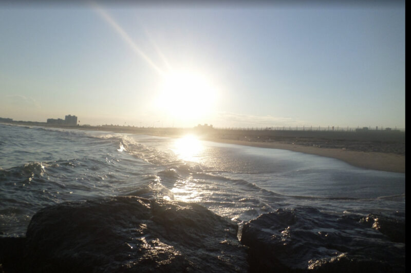 3 bedroom condo blocks from the beach